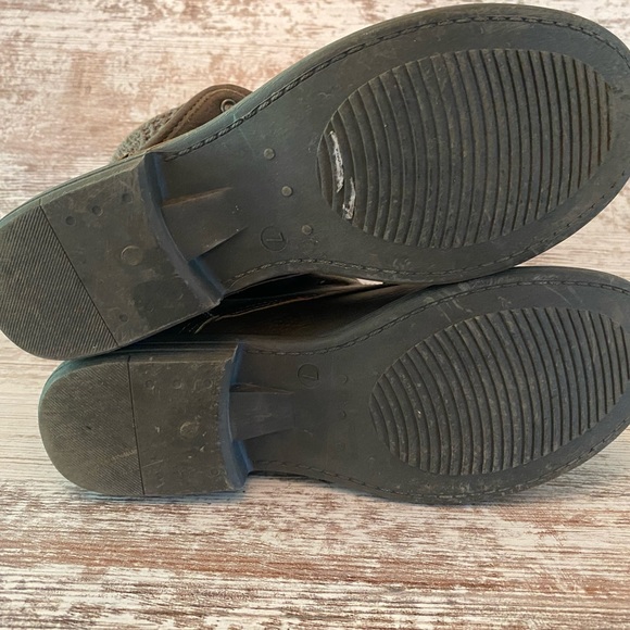 Brown Ankle Boots with Laces and Lace Design - Picture 8 of 8